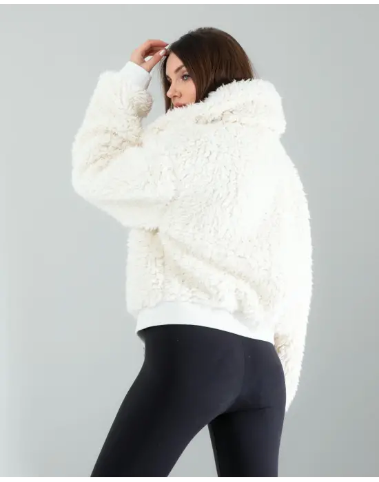 Göz Alıcı Peluş Ceket