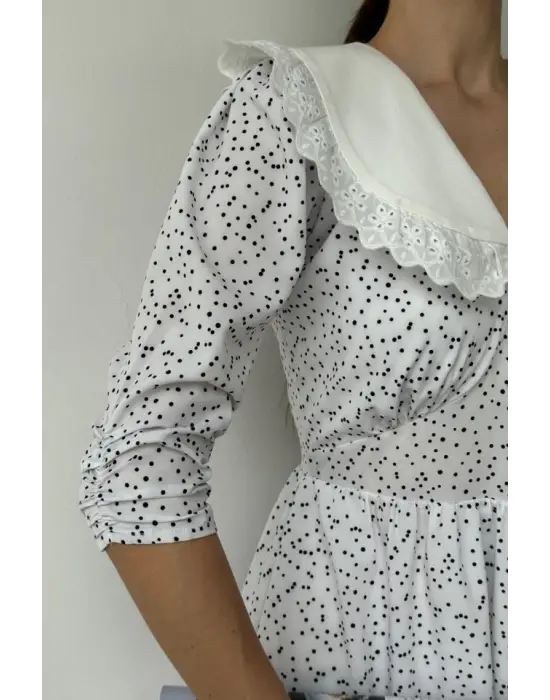 Beyaz Puantiyeli Önlük Yaka Elbise