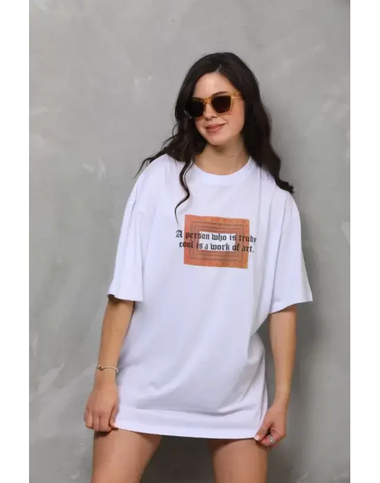 Omarı Bisiklet Desenli Oversize T-Shirt - Beyaz