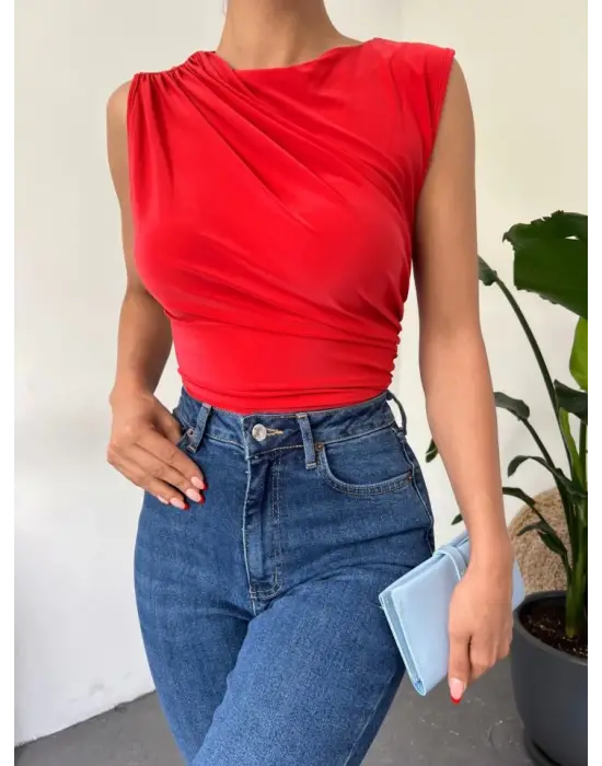 Omarı Sıfır Kol Kırmızı Sandy Bluz