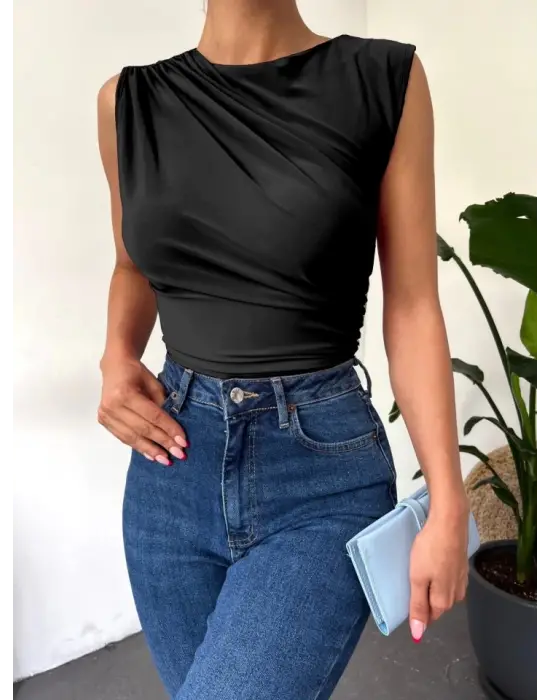 Omarı Siyah Bisiklet Yaka Bluz