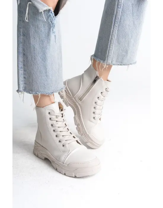 Modern Bağcıklı Bayan Bot