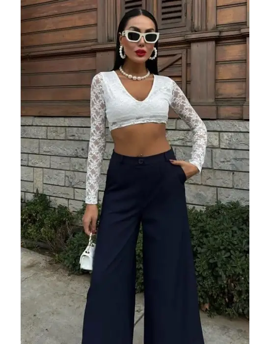 Omarı Uçuşan Kumaşıyla Rahat Palazzo Pantolon