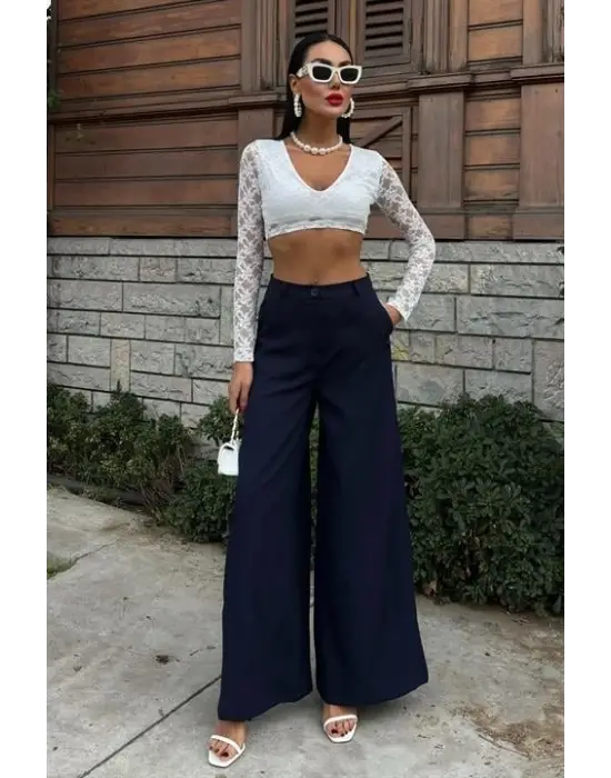 Omarı Uçuşan Kumaşıyla Rahat Palazzo Pantolon