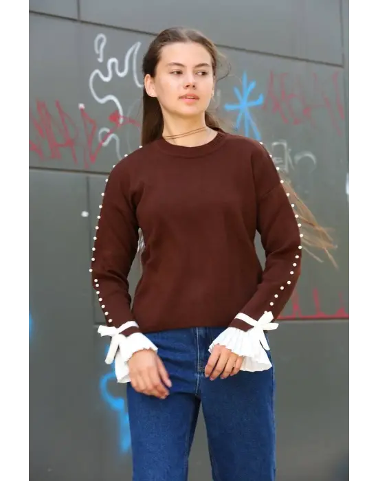 Boncuklu bile detaylı kazak kahve