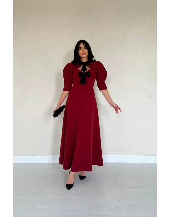 Bordo Ön Dekolteli Fiyonk Garnili Uzun Elbise