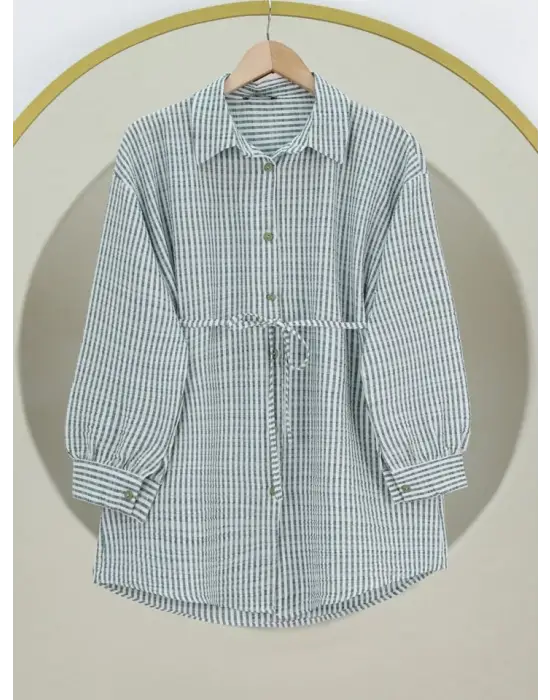 Omarı Şıklığıyla Göz Kamaştıran Yeşil Çizgili Bürümcük Gömlek