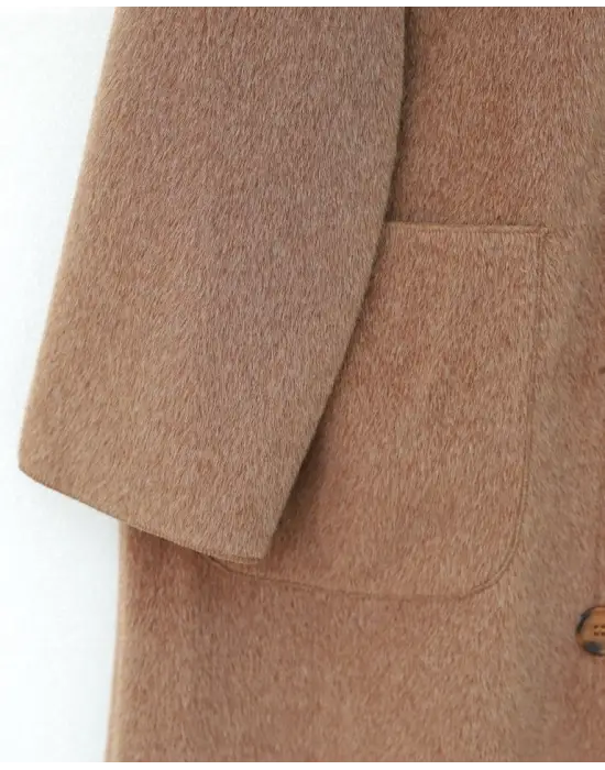 Şık Boydan Düğmeli Kaban