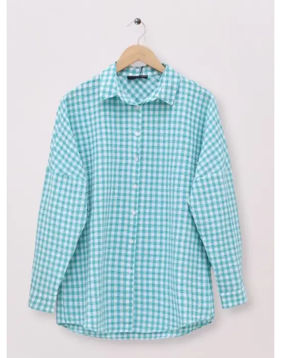 Omarı Yumuşak Dokulu Boydan Düğmeli Mint Gömlek