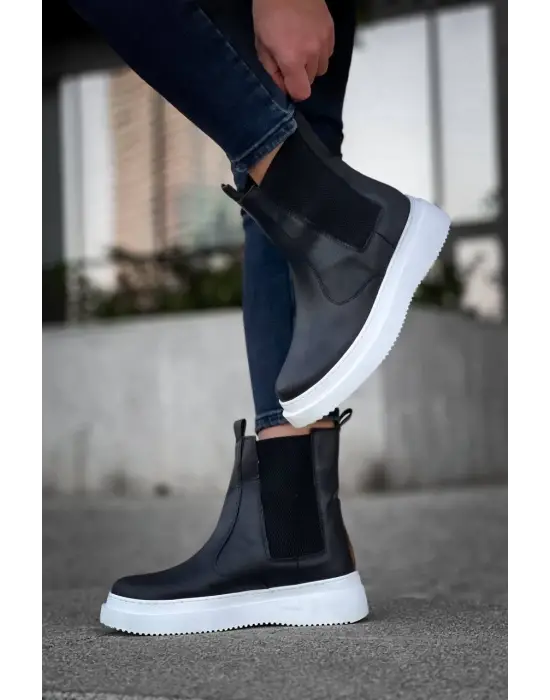 Omarı Yüksek Taban Siyah Lastikli Erkek Bot
