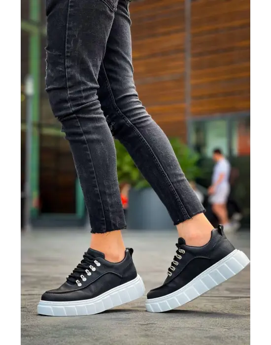Omarı Yüksek Taban Beyaz Detaylı Siyah Günlük Spor Ayakkabı