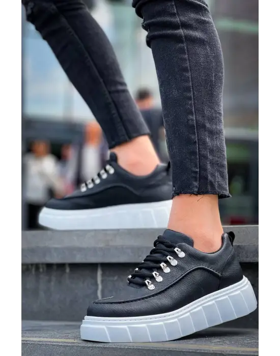 Omarı Yüksek Taban Beyaz Detaylı Siyah Günlük Spor Ayakkabı