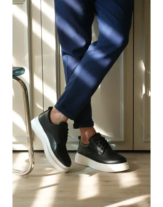 BR-16 Benorra Siyah Cilt Günlük Erkek Ayakkabı