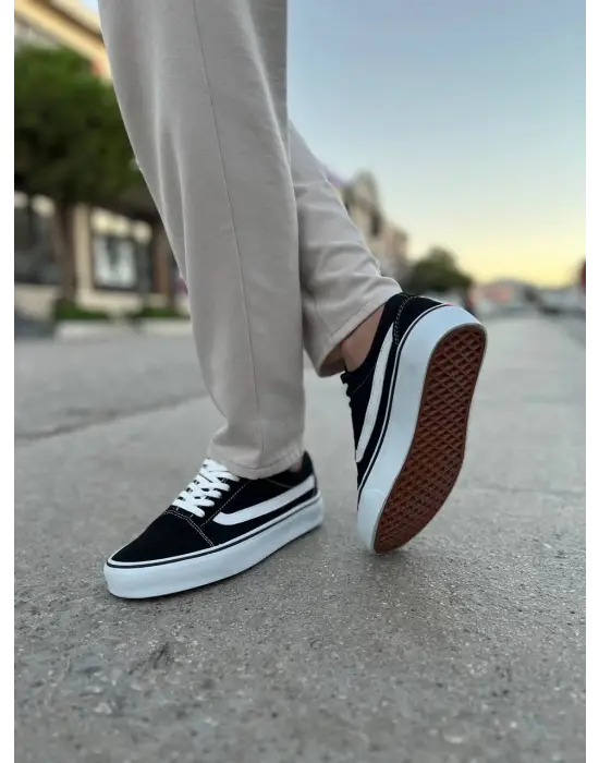 BR-V1 Benorra Siyah Beyaz Detaylı Günlük Erkek Ayakkabı