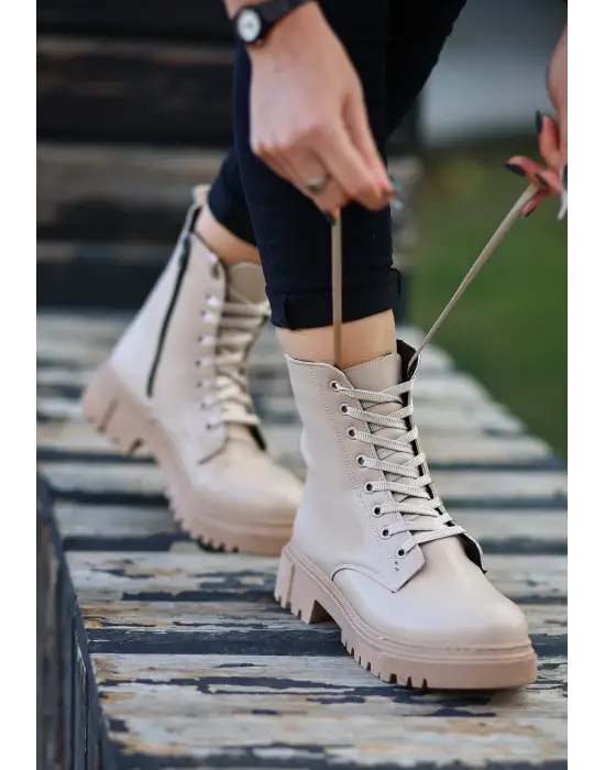 Omarı Yüksek Topuklu Nude Bağcıklı Bot