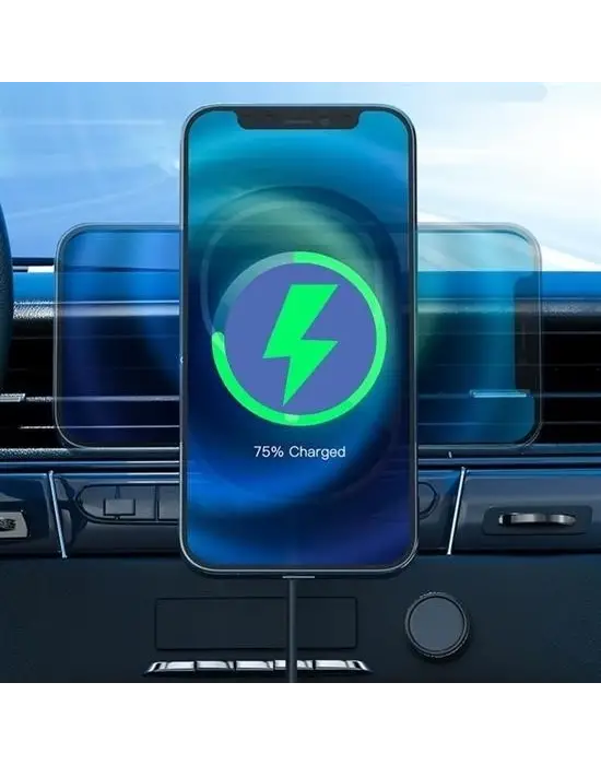 Omarı Hızlı Şarj ve Mıknatıslı Tasarımıyla Araç İçi Şarj Cihazı