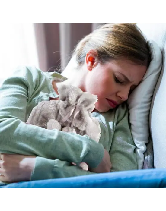 Omarı Ponponlu Peluş Sıcak Su Torbası 2 Litre Kapasiteli