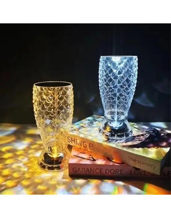 Omarı USB Şarjlı Kumandalı Balık Süzgeç Işık Modlu LED Masa Lambası