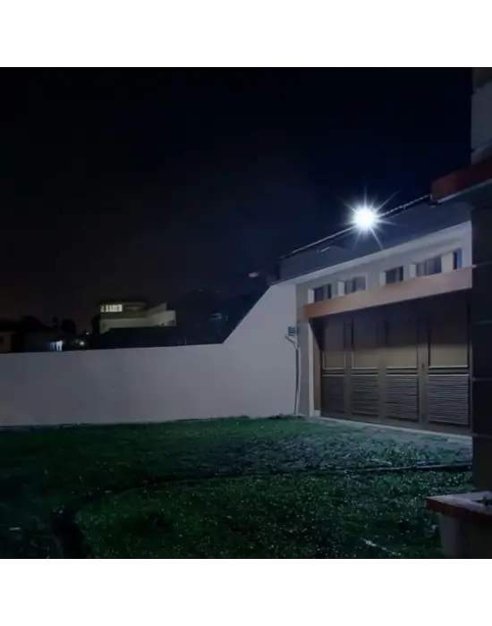 Omarı Su Geçirmez ve Taşınabilir 200W Projektör Lambası Mah