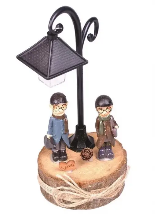 Omarı Işıklı Ahşap Biblo - Romantik Hediye ve Süs Eşyası