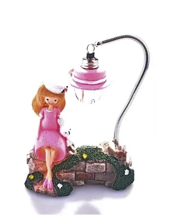 Omarı Oturan Kız Figürü Kaya Üzerinde - El Yapımı Sanat Eseri