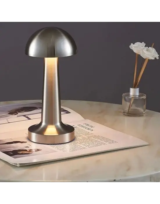 Omarı Dokunmatik 3 Renkli LED Masa Lambası