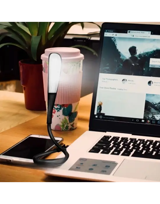 Omarı Dokunmatik USB Girişli 14 Ledli Masa Lambası Siyah