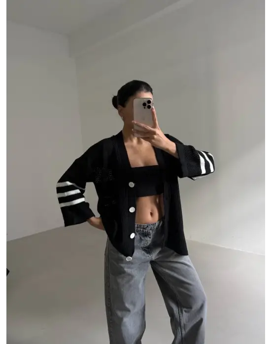 Omarı Salaş Triko Hırka Siyah Beyaz Desenli