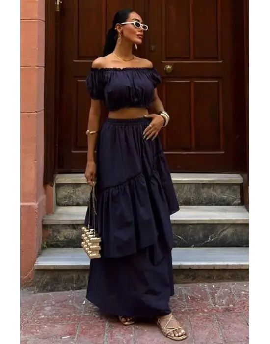 Omarı Rahat Kumaşıyla Şık Fırfır Etekli Takım