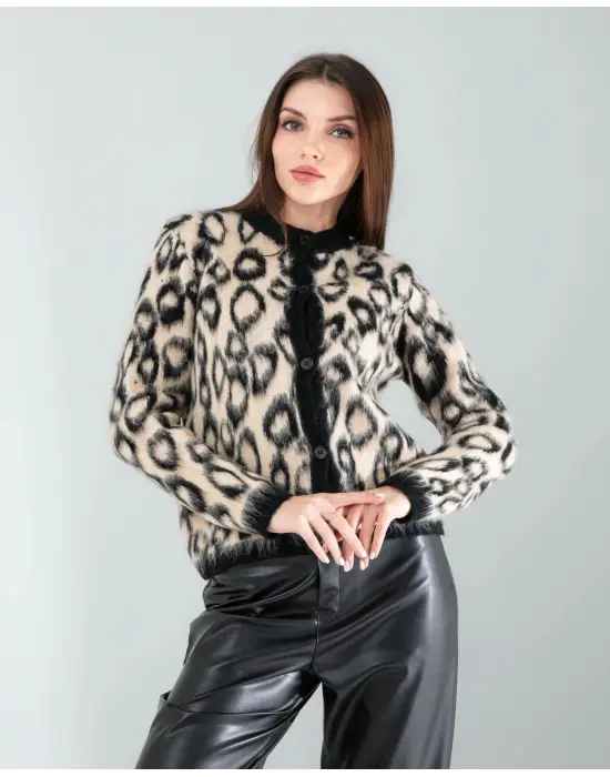 Omarı Leopar Desenli Triko Hırka