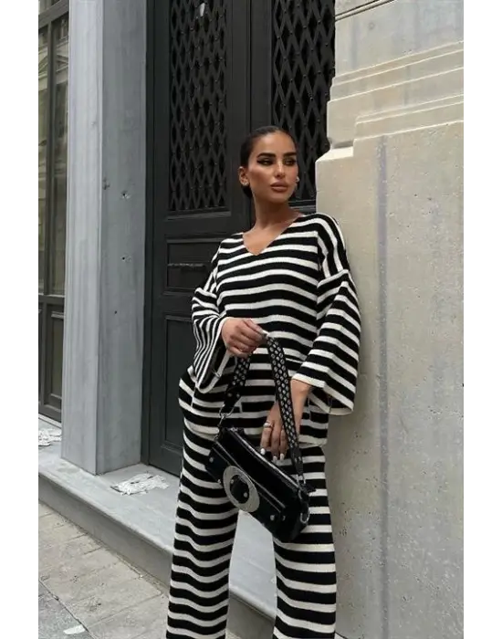 Omarı Çizgili Straight Fit Pantolon Takım