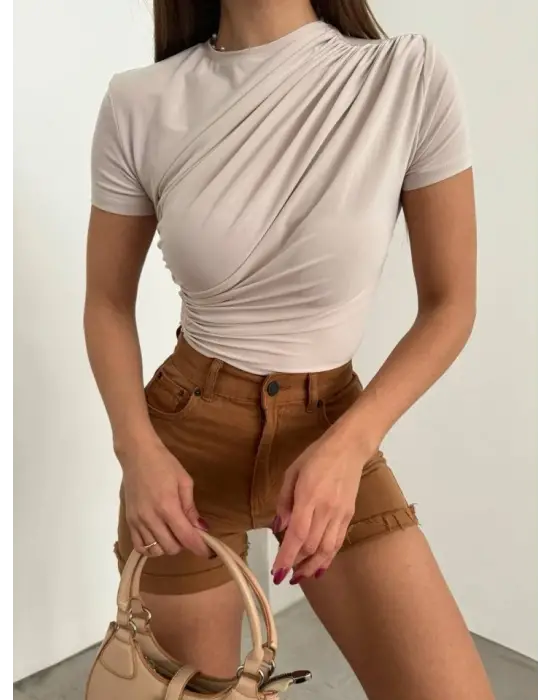 Çapraz Büzgülü Kısa Kol Sandy Bluz -Bej