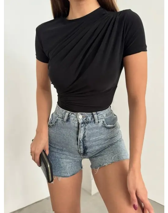 Omarı Şık ve Rahat Kısa Kollu Siyah Bluz