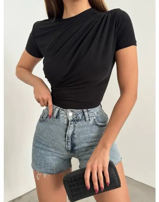 Omarı Şık ve Rahat Kısa Kollu Siyah Bluz