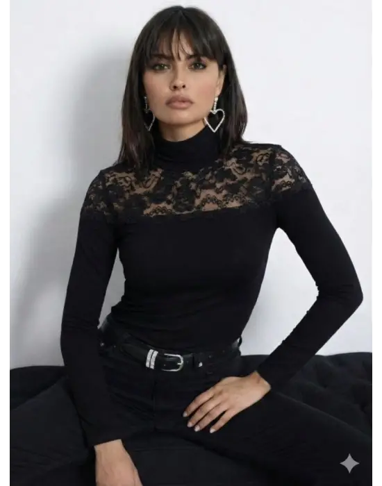 Çarpıcı Dantelli Kaşkorse Bluz