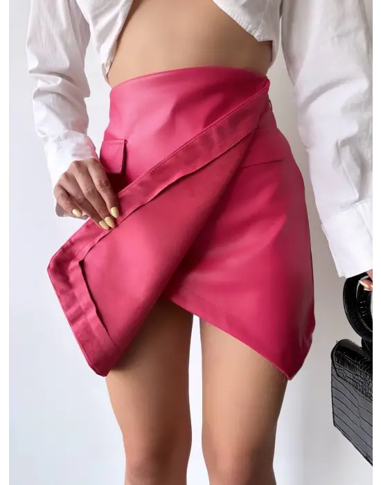 Cep detaylı oval kapaklı deri etek fuşya h240048