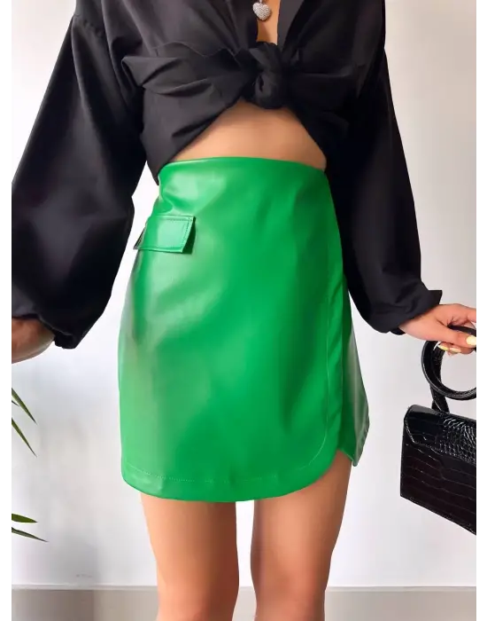 Cep detaylı oval kapaklı deri etek yeşil h240048