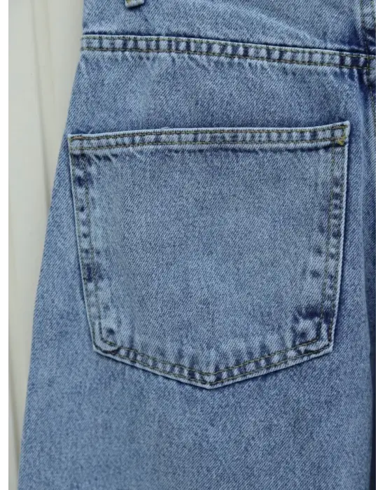 Omarı Rahat ve Şık Fermuar Detaylı Bol Paça Kot Pantolon