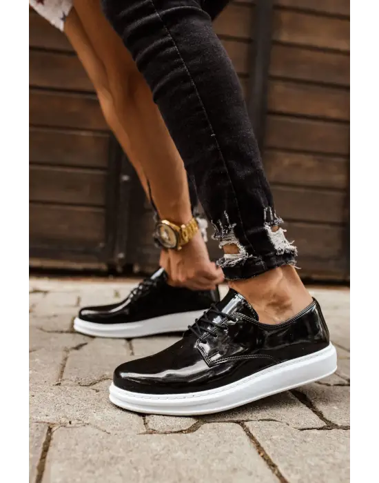 Omarı Siyah Pelle Verniciata Erkek Ayakkabı