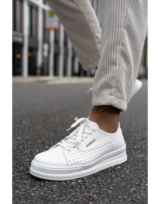 Omarı Sporcu Tarzında Beyaz Erkek Ayakkabısı