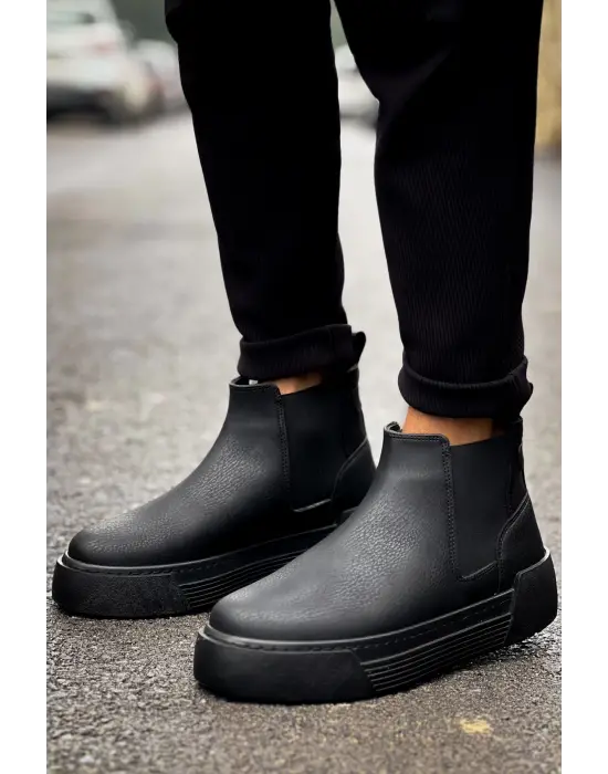 Omarı Klasik Stil Siyah Erkek Bot