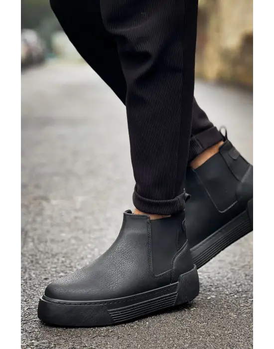 Omarı Klasik Stil Siyah Erkek Bot