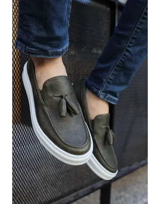 Omarı Şıklığıyla Etkileyen Haki Renkli Erkek Ayakkabı