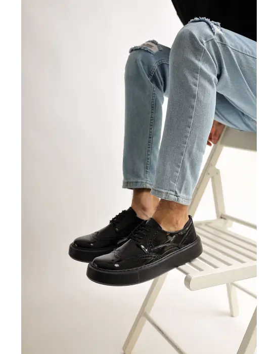 Omarı Erkek Siyah Değişken Tabanlı Ayakkabı - Yüksek Konfor, Şıklık ve Dayanıklılık