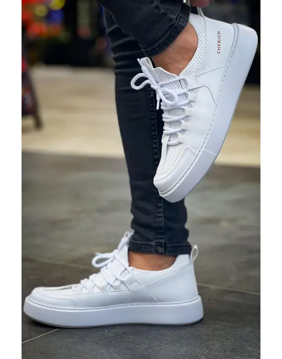 Şık Erkek Ayakkabı Saturn