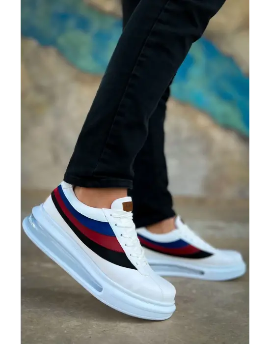 Omarı Rahat Ve Şık Beyaz Erkek Ayakkabısı