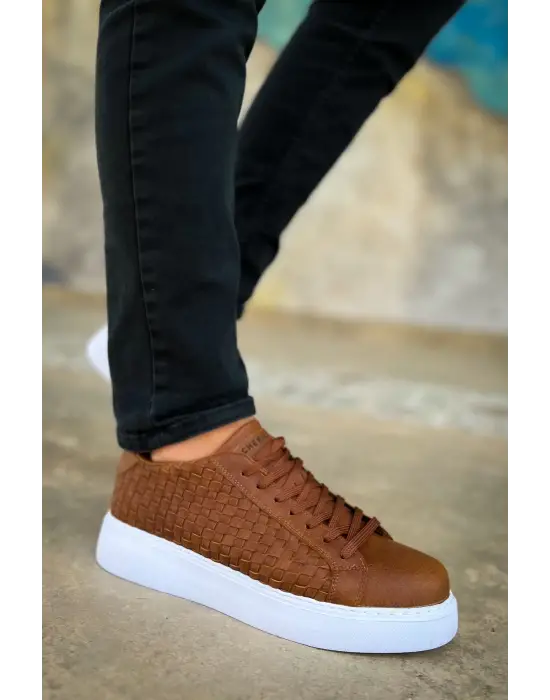 Omarı Deri Erkek Ayakkabı Taba Rengi Örme Koleksiyonunu Tamamlıyor