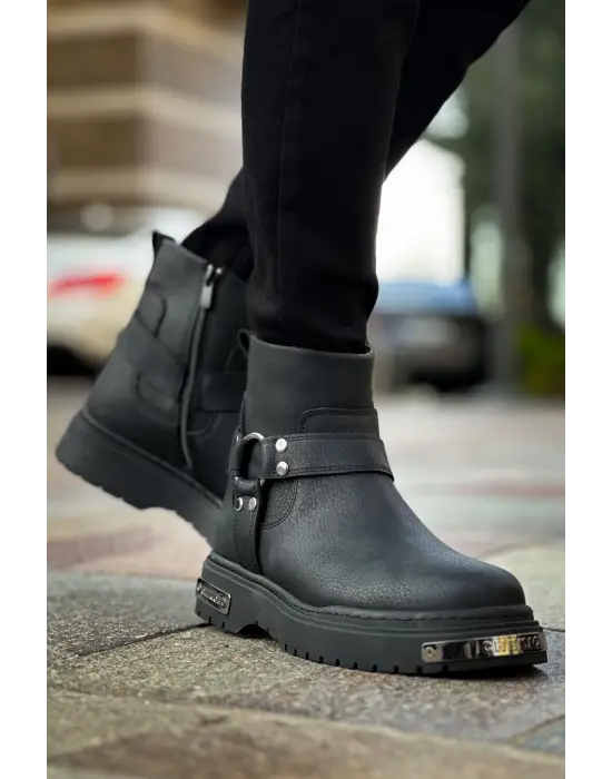 Enerjik Erkek Bot Yukon