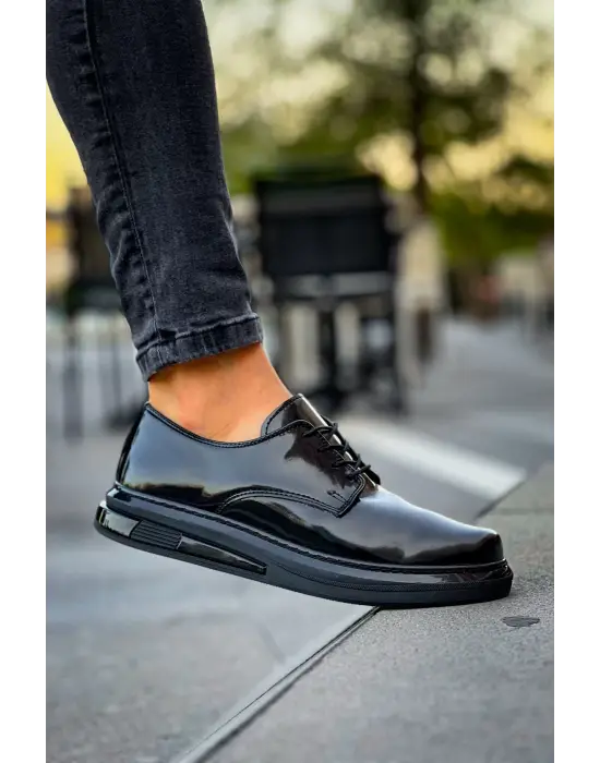 Omarı Şık ve Rahat Erkek Siyah Ayakkabı