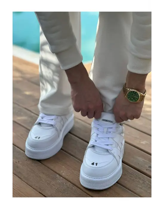 Omarı Spor Ayakkabı Beyaz Renkli Kaliteli ve Şık Tasarım